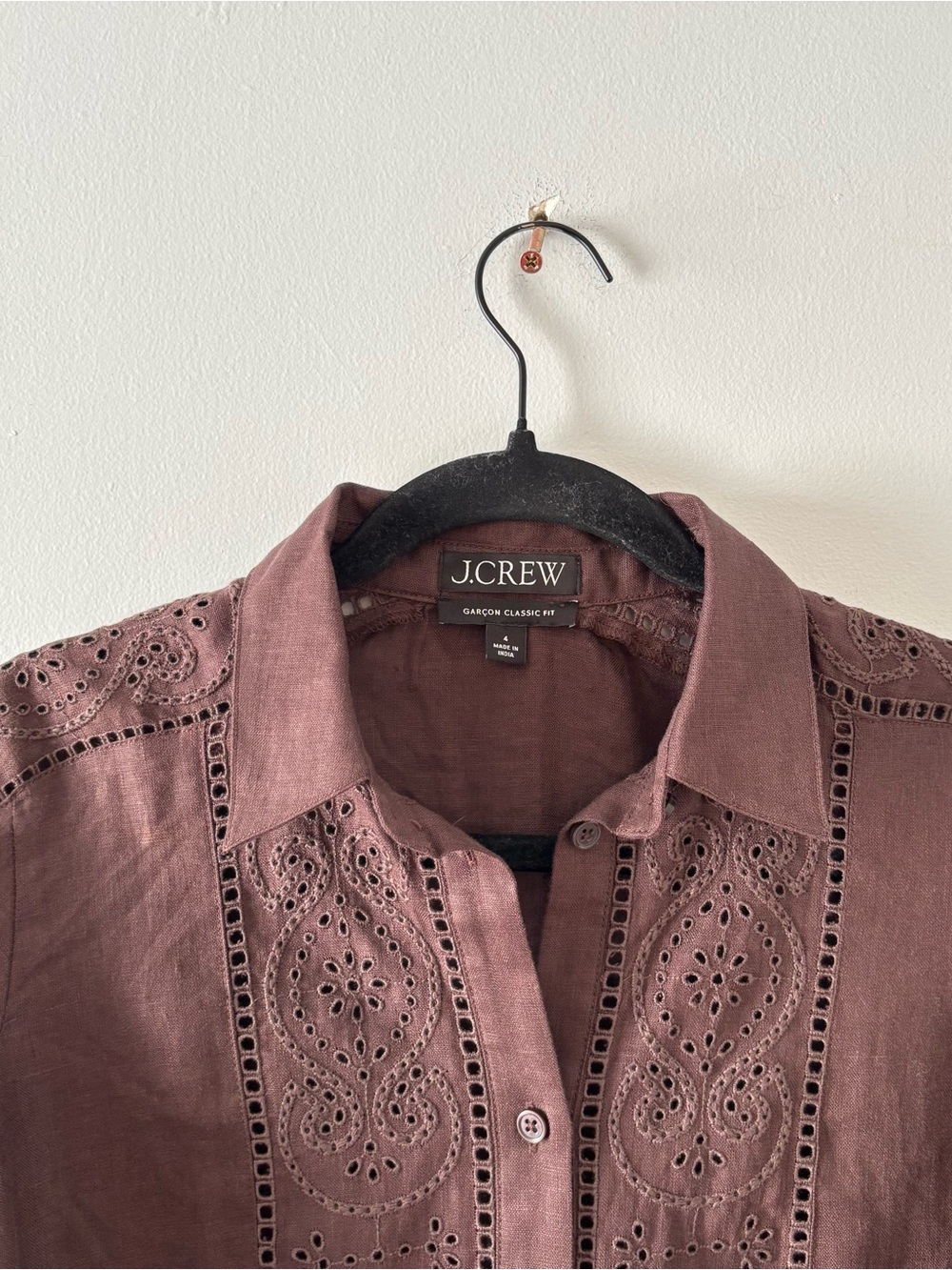 J. Crew Garcon Shirt in Eyelet Linen Long-Sleeve Top Side Slits Chocolate - Picture 3 of 6